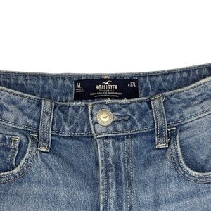 Hollister Ultra High-Rise 90s straight Blue Jeans Medium Wash